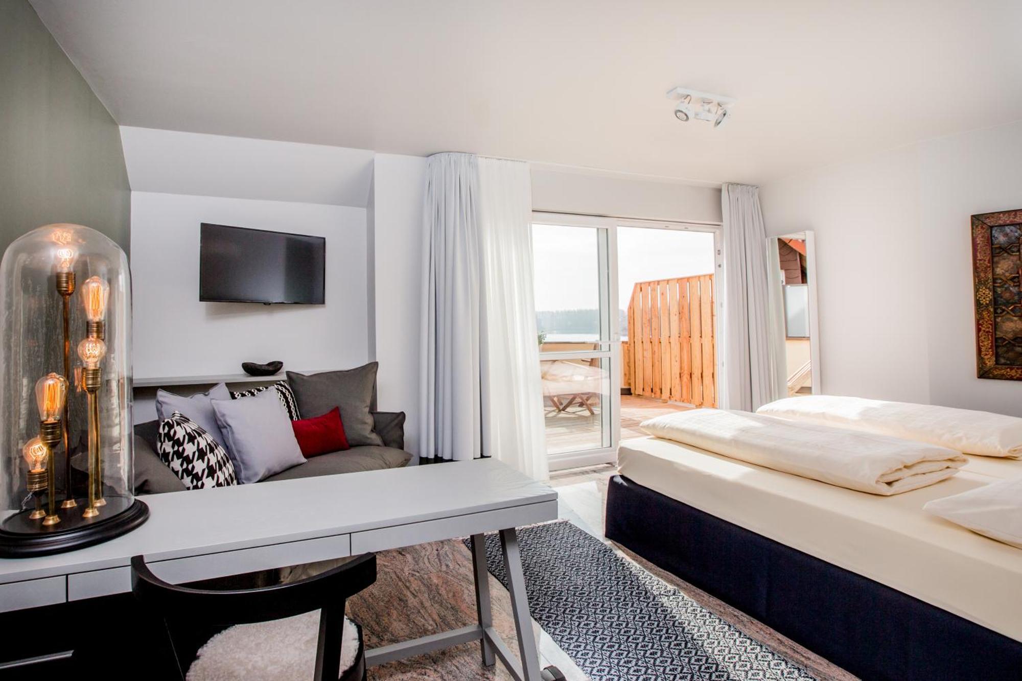 Seehotel Niedernberg - Das Dorf Am See Εξωτερικό φωτογραφία