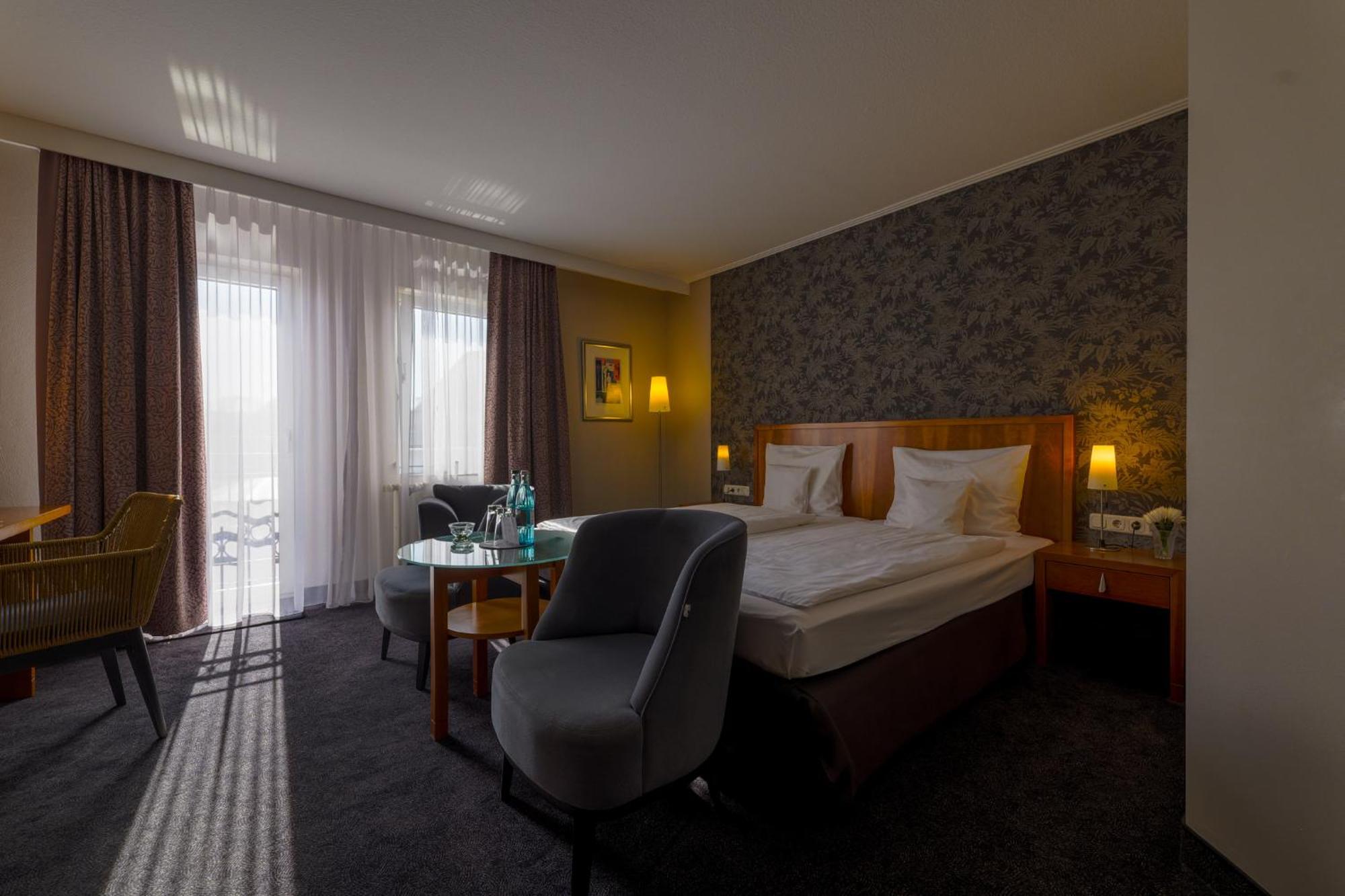 Seehotel Niedernberg - Das Dorf Am See Εξωτερικό φωτογραφία