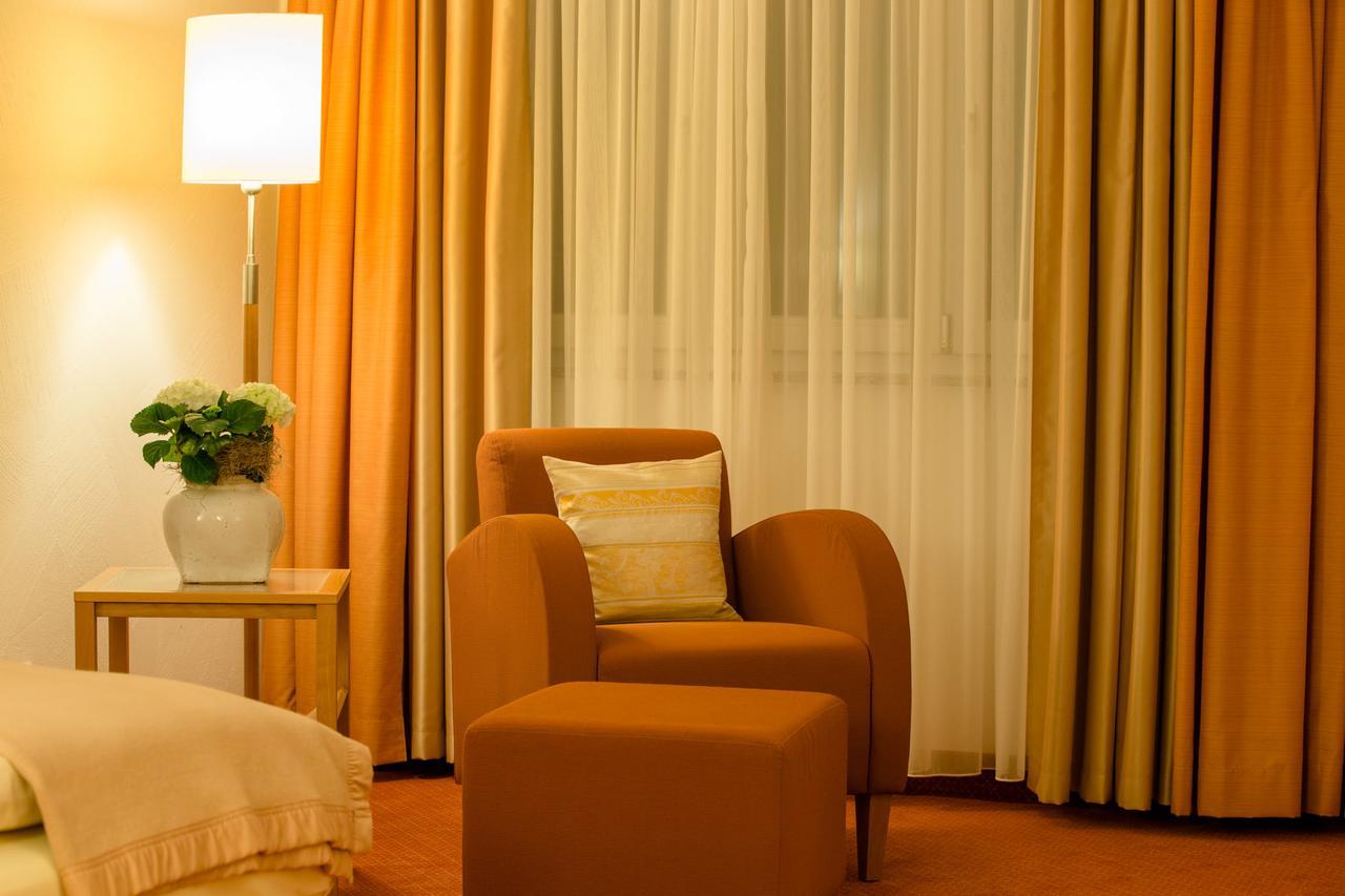 Seehotel Niedernberg - Das Dorf Am See Εξωτερικό φωτογραφία